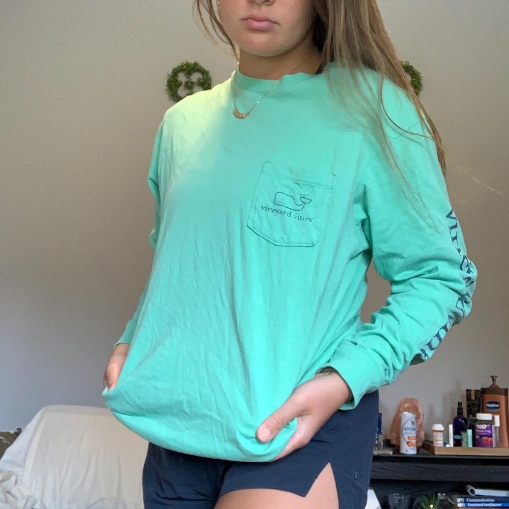 Vineyard Vines teal long sleeve